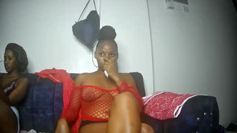 Snapshot of freaky216738 chatting on 18, 1, 2025 freakyLucy online show from 18, 1, 2025