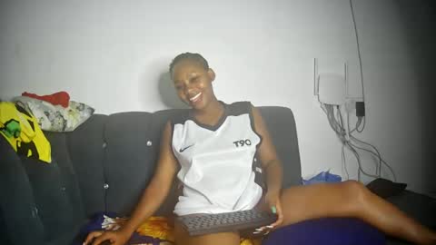 Snapshot of freaky216738 chatting on 23, 1, 2025 freakyLucy online show from 23, 1, 2025