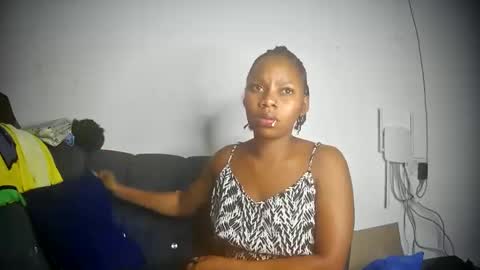 Snapshot of freaky216738 chatting on 24, 1, 2025 freakyLucy online show from 24, 1, 2025