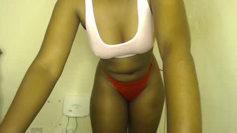 Snapshot of freaky_ass chatting on 16, 4, 2026 Berry online show from 16, 4, 2026