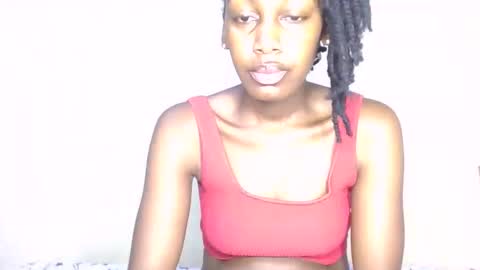Snapshot of freaky_beauty chatting on 17, 3, 2026 freaky_beauty online show from 17, 3, 2026