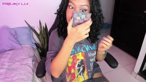 Snapshot of freaky_lia chatting on 20, 1, 2025 Lia Gomez online show from 20, 1, 2025