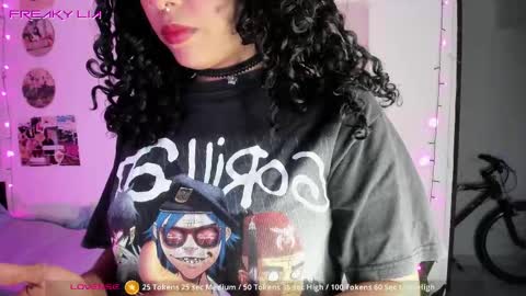 Snapshot of freaky_lia chatting on 11, 3, 2025 Lia Gomez online show from 11, 3, 2025