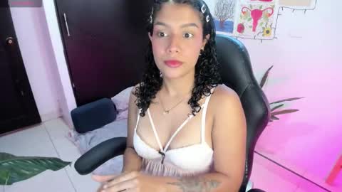 Snapshot of freaky_lia chatting on 10, 9, 2025 Lia Gomez online show from 10, 9, 2025