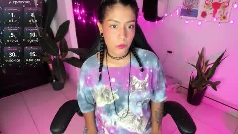 Snapshot of freaky_lia chatting on 24, 9, 2025 Lia Gomez online show from 24, 9, 2025