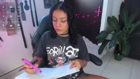 Snapshot of freaky_lia chatting on 23, 10, 2025 Lia Gomez online show from 23, 10, 2025