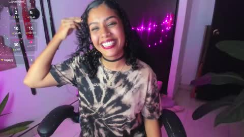 Lia Gomez online show from 5, 3, 2026