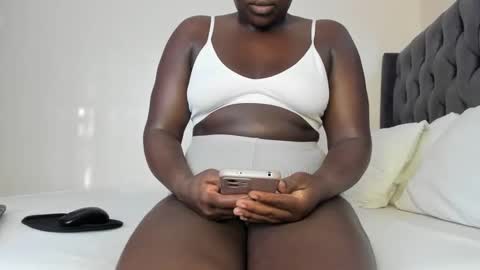 Snapshot of freaky_maria chatting on 7, 12, 2024 Maria online show from 7, 12, 2024