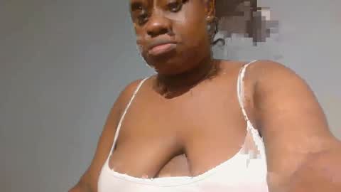 Snapshot of freaky_slut5 chatting on 30, 11, 2025 freaky slut5 online show from 30, 11, 2025