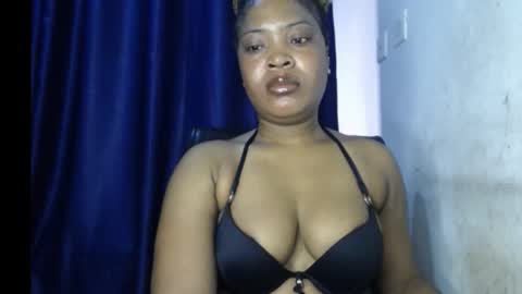 Snapshot of freaky_thickass chatting on 30, 9, 2025 Lily online show from 30, 9, 2025