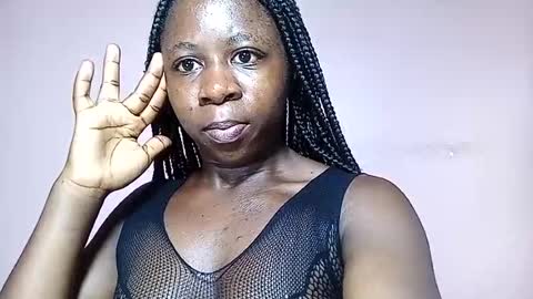 Snapshot of freakyebony1 chatting on 19, 6, 2026 Frecky online show from 19, 6, 2026