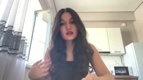 Mia online show from 29, 6, 2026