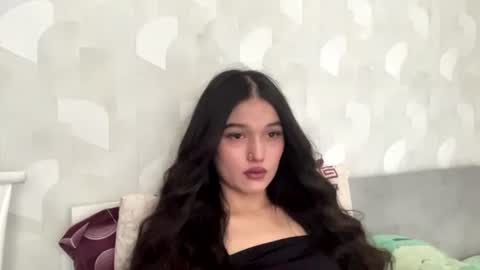 Mia online show from 15, 7, 2026