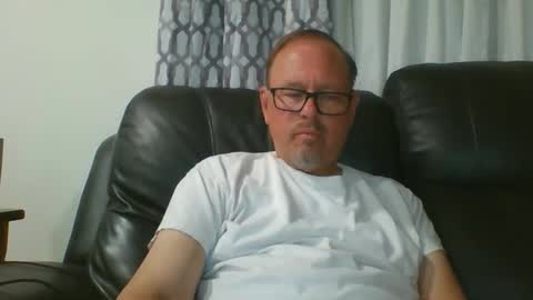 Just  Fred online show from 10, 4, 2026