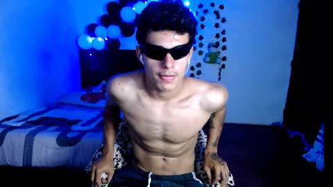 Snapshot of freddy_romans2 chatting on 18, 10, 2025 freddy romans online show from 18, 10, 2025