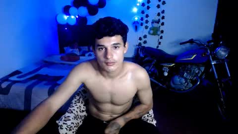 Snapshot of freddy_romans2 chatting on 21, 10, 2025 freddy romans online show from 21, 10, 2025