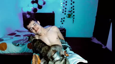 Snapshot of freddy_romans2 chatting on 3, 11, 2025 freddy romans online show from 3, 11, 2025