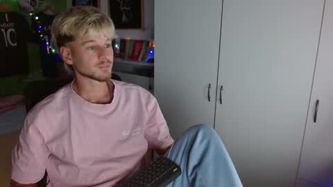 Frederick Perin online show from 27, 11, 2025