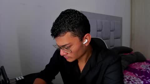 Snapshot of fredericsloan chatting on 27, 2, 2026 Frederic Sloan online show from 27, 2, 2026