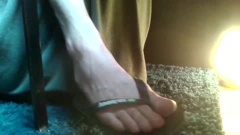 Snapshot of fredthetom12 chatting on 12, 9, 2025 Greedy Fred online show from 12, 9, 2025