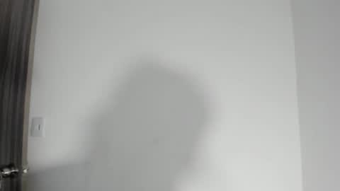 Snapshot of freedom_24 chatting on 16, 4, 2026 shakur online show from 16, 4, 2026