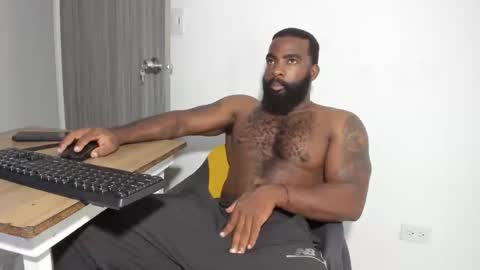 Snapshot of freedom_24 chatting on 21, 4, 2026 shakur online show from 21, 4, 2026