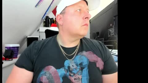 freelancer1234 online show from 25, 5, 2026