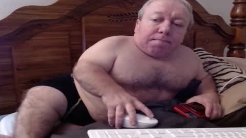 Cute Lil Man online show from 19, 11, 2025