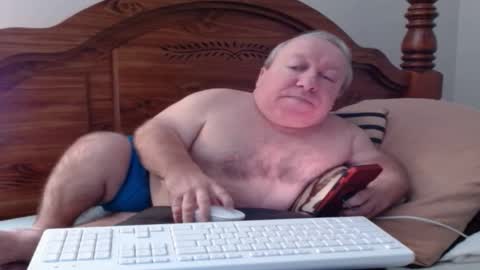 Cute Lil Man online show from 28, 11, 2025