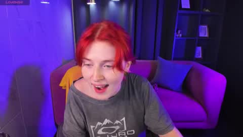 Snapshot of freirene chatting on 12, 10, 2025 Freirene online show from 12, 10, 2025