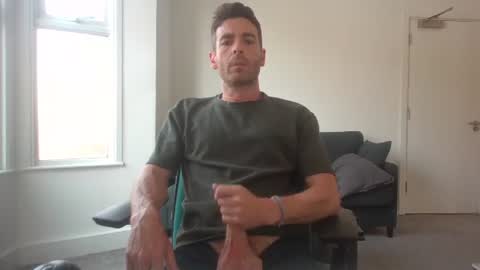 Snapshot of frenchbdmaninlondon chatting on 9, 7, 2026 Horny Paul online show from 9, 7, 2026