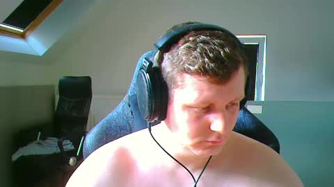 Snapshot of frenchfrieswithmayo chatting on 4, 4, 2026 French fries online show from 4, 4, 2026