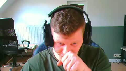 Snapshot of frenchfrieswithmayo chatting on 4, 7, 2026 French fries online show from 4, 7, 2026