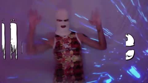 frenchkissdjfk online show from 7, 11, 2025