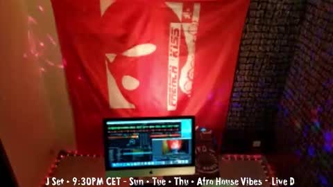 frenchkissdjfk online show from 17, 12, 2025