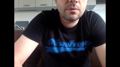Snapshot of frenchy_from_paris chatting on 27, 4, 2026 frenchy_from_paris online show from 27, 4, 2026