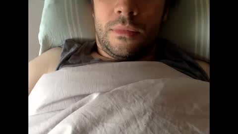 Snapshot of frenchy_from_paris chatting on 29, 4, 2026 frenchy_from_paris online show from 29, 4, 2026