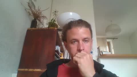 Snapshot of frenchyshy_ chatting on 13, 4, 2026 frenchyshy_ online show from 13, 4, 2026