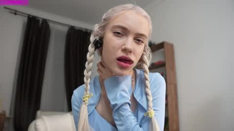 Snapshot of freya_ice_baby chatting on 5, 4, 2026 Freya online show from 5, 4, 2026