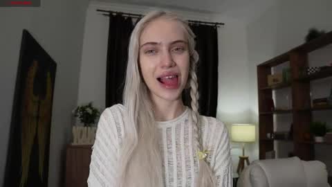 Snapshot of freya_ice_baby chatting on 16, 4, 2026 Freya online show from 16, 4, 2026