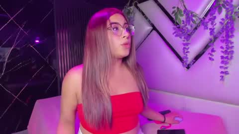 Snapshot of freya_miller_ chatting on 2, 7, 2026 Freya online show from 2, 7, 2026