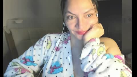 Snapshot of freya_shaik_ chatting on 25, 3, 2026 freya_shaik_ online show from 25, 3, 2026