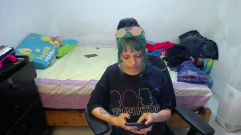 Snapshot of freyaa_sorceress chatting on 11, 3, 2025 freyaa_sorceress online show from 11, 3, 2025
