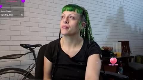 Snapshot of freyaa_sorceress chatting on 15, 9, 2025 freyaa_sorceress online show from 15, 9, 2025