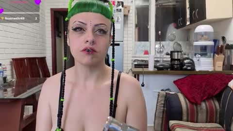 Snapshot of freyaa_sorceress chatting on 8, 10, 2025 freyaa_sorceress online show from 8, 10, 2025