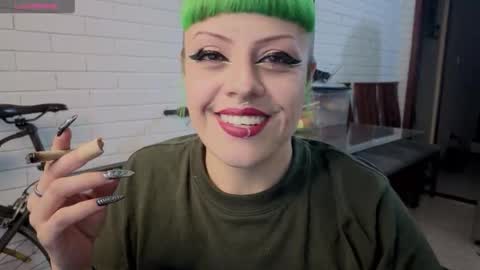 Snapshot of freyaa_sorceress chatting on 10, 11, 2025 freyaa_sorceress online show from 10, 11, 2025