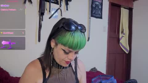 Snapshot of freyaa_sorceress chatting on 22, 11, 2025 freyaa_sorceress online show from 22, 11, 2025