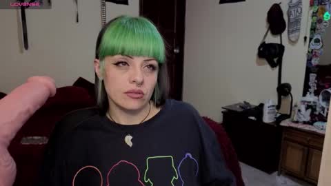 Snapshot of freyaa_sorceress chatting on 21, 12, 2025 freyaa_sorceress online show from 21, 12, 2025