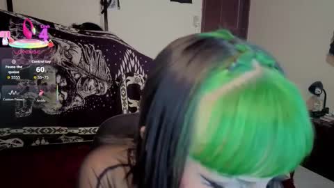 Snapshot of freyaa_sorceress chatting on 1, 2, 2026 freyaa_sorceress online show from 1, 2, 2026