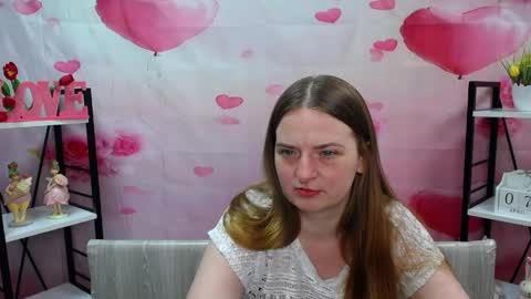 FreyaDak online show from 8, 4, 2026